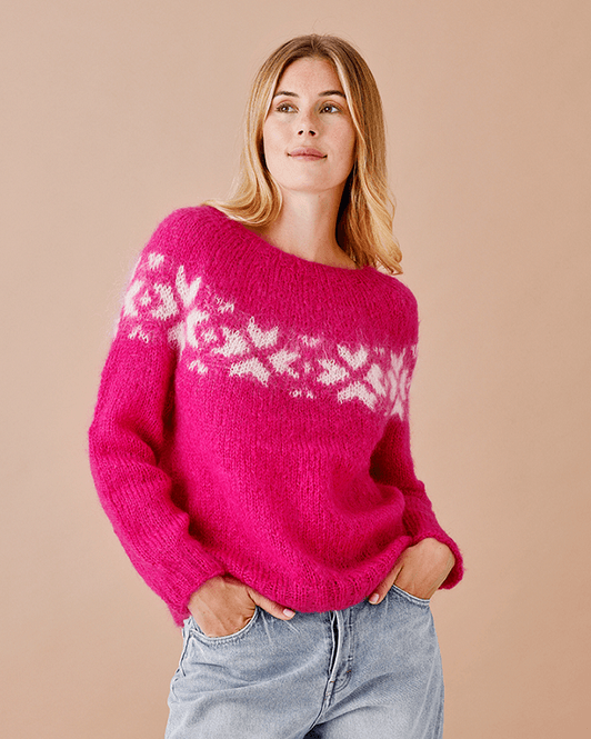 Hovedbilde Sweater med isblomster. Oppskrift.