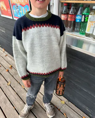Cross Sweater, junior. Garnpakke