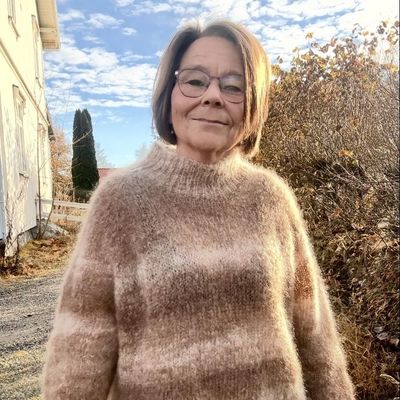 Aurelia Genser. Garnpakke