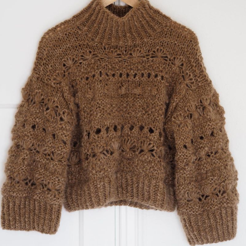 Lindtein Bris genser. Garnpakke.