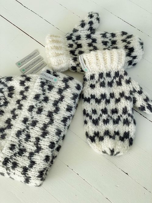 Hovedbilde Islender lue og votter. Garnpakke.