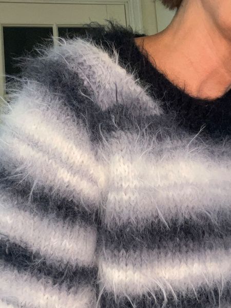 Hovedbilde Fluffy Sweater.Oppskrift