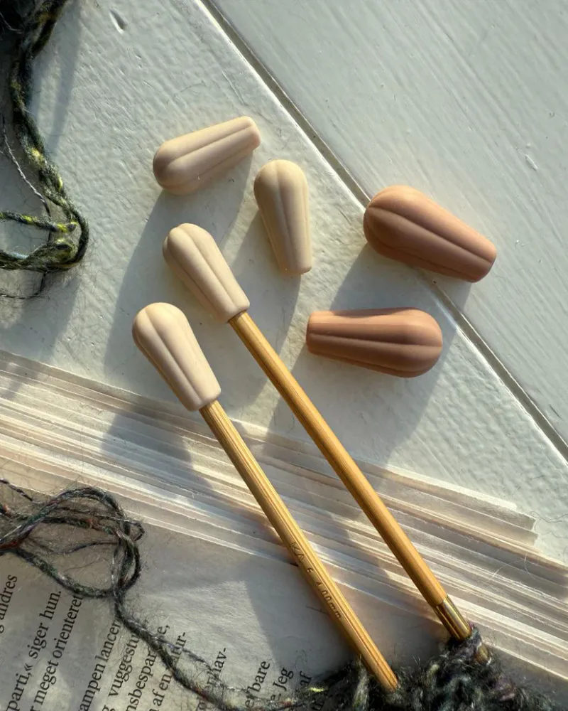 Pinnebeskyttere, PetiteKnit